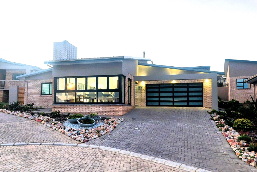 3 Bedroom Property for Sale in Dana Bay Western Cape